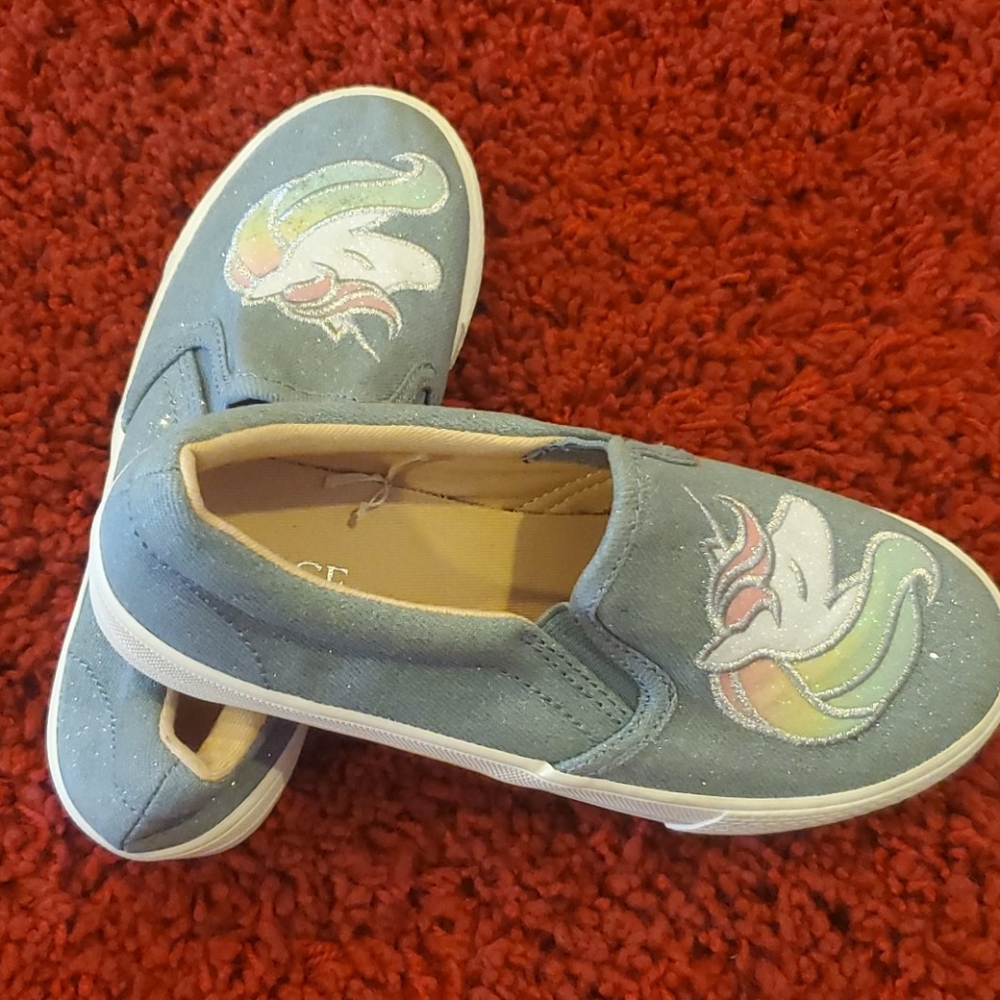 Shoes - Picture 3 of 3